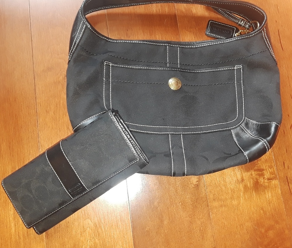 Coach ERGO signature "C" hobo bag & wallet